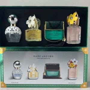 Marc Jacobs Daisy/DECADENCE set ( 4x30ml) mini set